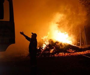 Φωτιά στην Αττική: Μητέρα δύο παιδιών η γυναίκα που απανθρακώθηκε - Το χρονικό της τραγωδίας 