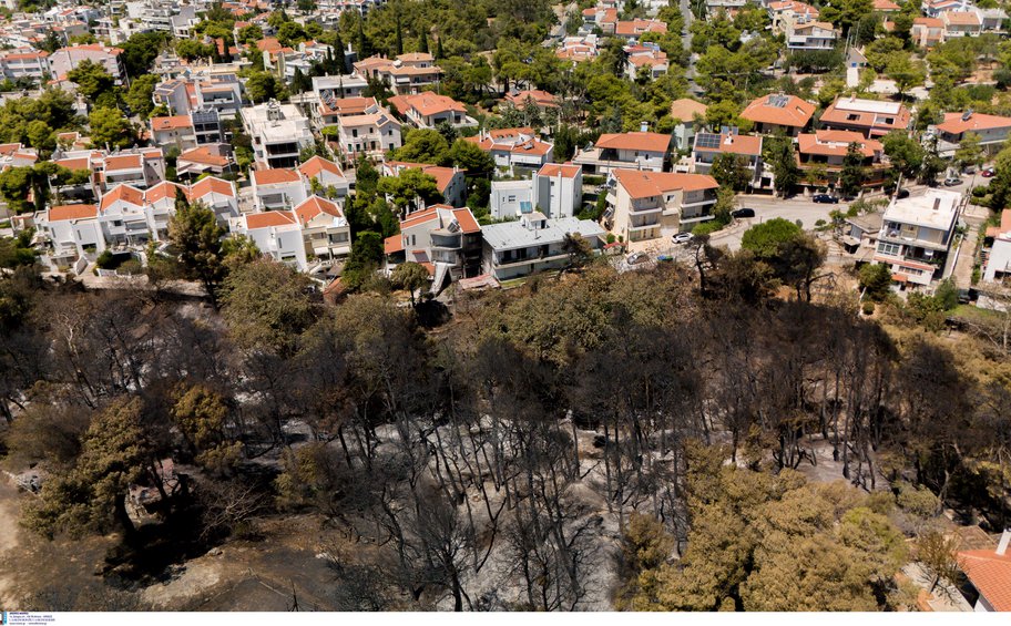 ΕΚΠΑ: Υγειονομική και ψυχολογική υποστήριξη στους πληγέντες της πυρκαγιάς στην Πεντέλη 