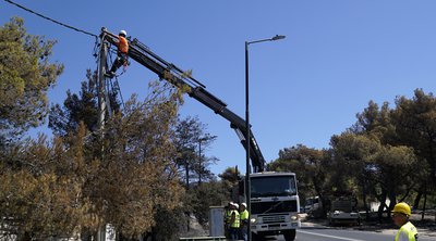 ΔΕΔΔΗΕ: Ολοκληρώνονται οι εργασίες επανηλεκτροδότησης στις πυρόπληκτες περιοχές