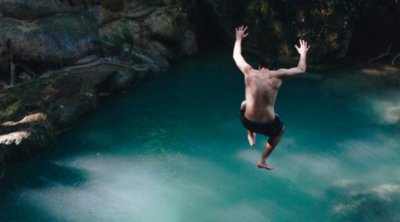 Πόσο ασφαλές είναι το κολύμπι σε ποτάμια και λίμνες;