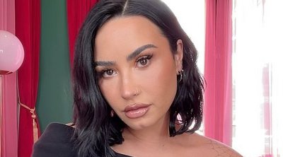 Demi Lovato: «Μπήκα στο χώρο του θεάματος για να πάρω την αγάπη που δεν είχα από τον μπαμπά μου»
