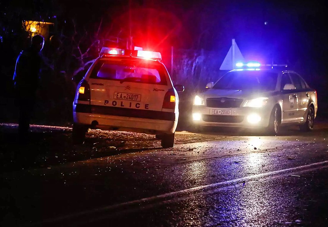 Νέα Ερυθραία: Έκρηξη σε έκθεση αυτοκινήτων