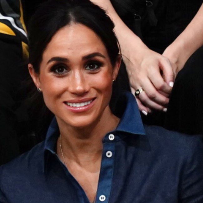 Meghan Markle: Έτοιμη να εκδικηθεί τη βασιλική οικογένεια
