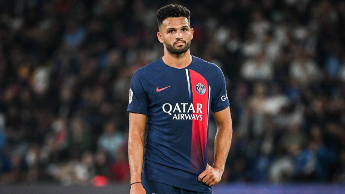 Πλήγμα με Ράμος στην Παρί