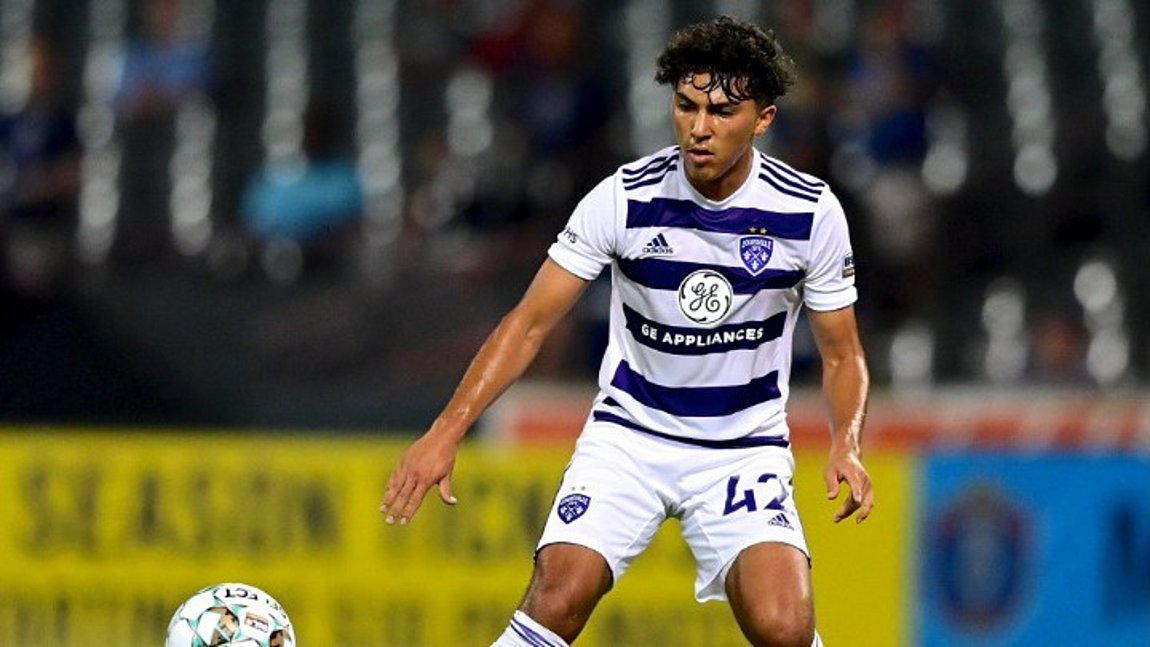 Εξετάζει Τζόναθαν Γκόμες για τα αριστερά ο ΠΑΟΚ