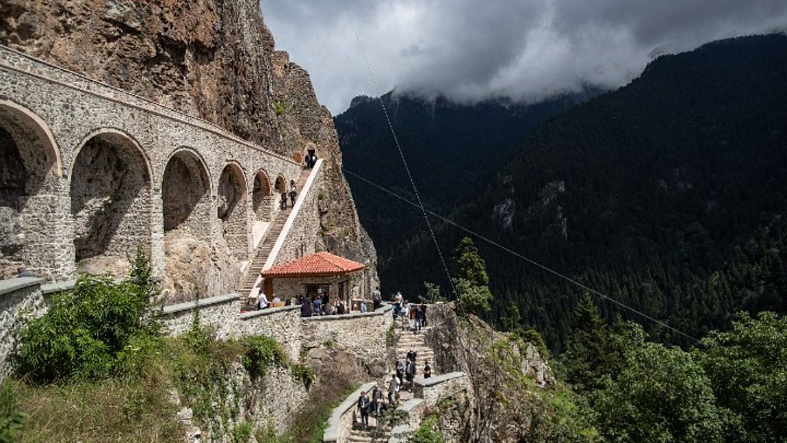 Τουρκία: Εννιάμερα της Παναγίας στη Μονή Σουμελά της Τραπεζούντας