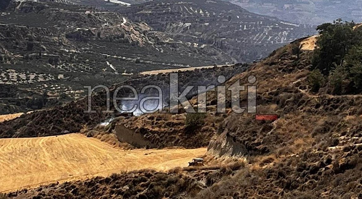 Ηράκλειο: Οριοθετήθηκε πλήρως η φωτιά που εκδηλώθηκε στη Λοφούπολη – ΒΙΝΤΕΟ