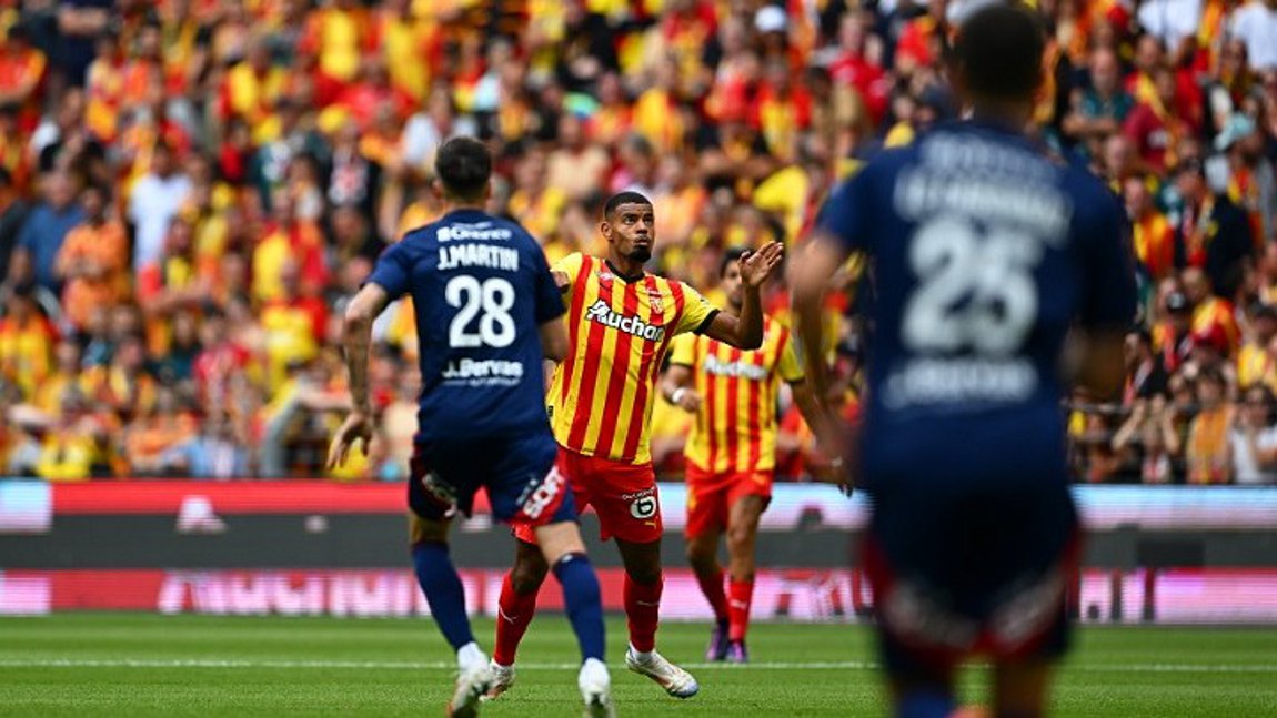 Άνετα η Λανς πριν τη ρεβάνς του ΟΑΚΑ