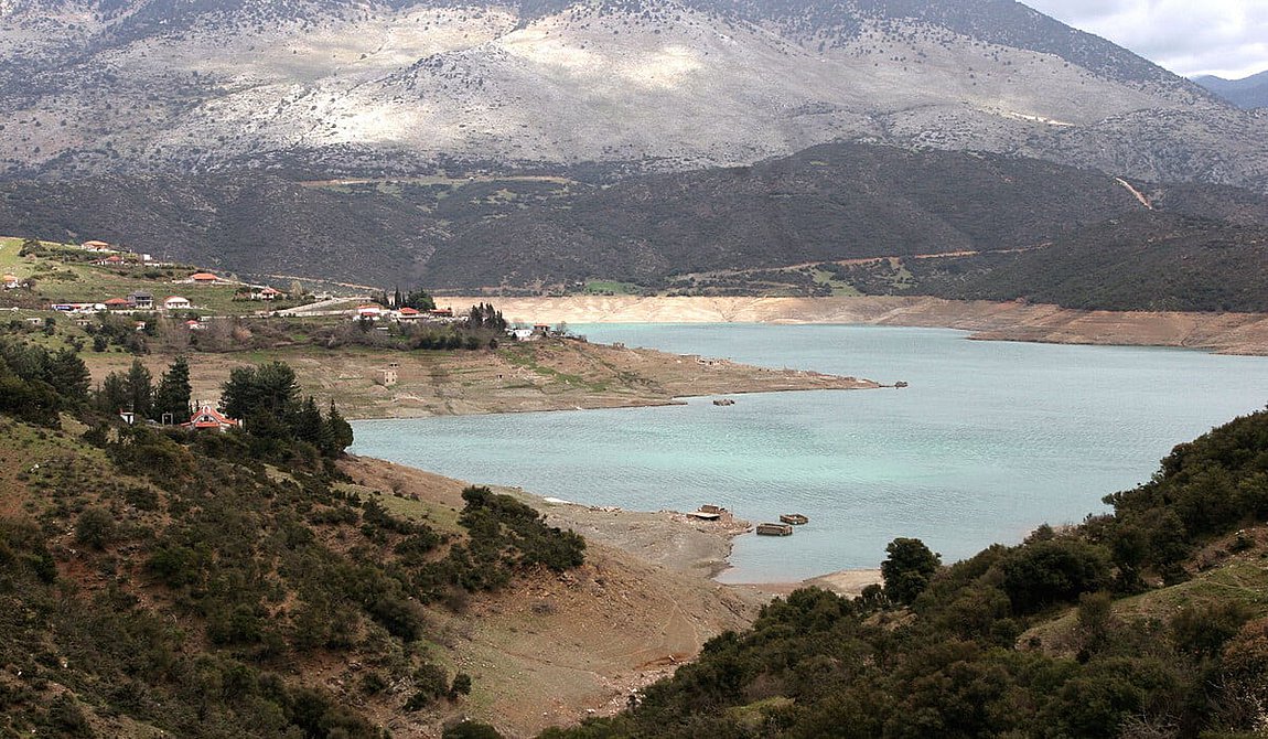 «Στερεύει» ο Μόρνος: Ανησυχητικές οι δορυφορικές μετρήσεις του Meteo