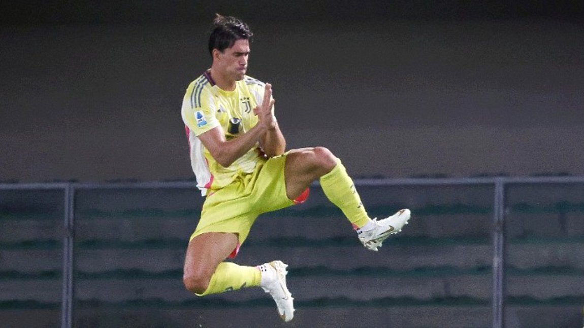 Ο Βλάχοβιτς οδήγησε τη Γιουβέντους σε «διπλό» στη Βερόνα