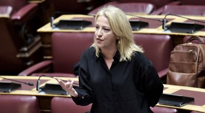 Δούρου: Η δεξιά κυβέρνηση της χώρας μας οφείλει να εγκαταλείψει τη μυστική διπλωματία που πλήττει τα εθνικά συμφέροντα