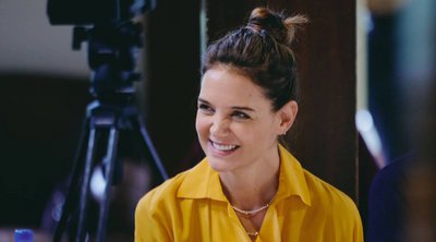 H Katie Holmes έκανε έναν συνδυασμό που θα φοράμε κατά κόρον αυτή τη σεζόν
