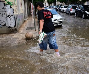 Κακοκαιρία «ATENA»: Πώς θα εξελιχθεί τις επόμενες ώρες