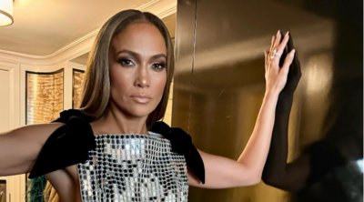 Jennifer Lopez: «Έσβησε» το τατουάζ για τον Ben Affleck εν μέσω διαζυγίου;
