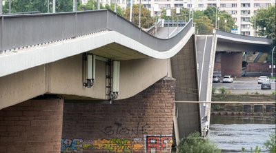 Γερμανία: Μερική κατάρρευση γέφυρας στη Δρέσδη - ΕΙΚΟΝΕΣ