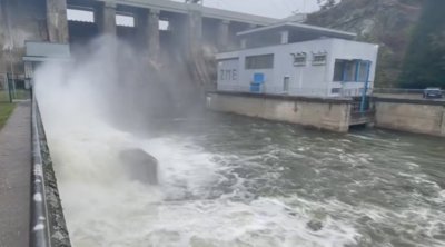 Πράγα: Σε υψηλό συναγερμό για πλημμύρες - Στήνουν φράγματα στο κέντρο της πόλης