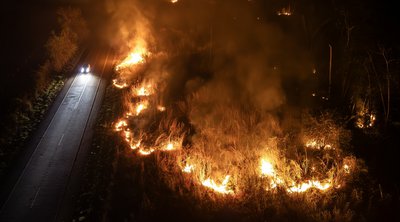 «Πύρινος» εφιάλτης στη Βραζιλία: Oι φλόγες απειλούν το Σάο Πάολο και το Ρίο