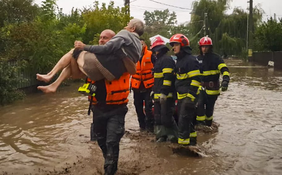 Καταστροφικές πλημμύρες στην κεντρική και ανατολική Ευρώπη: Επτά νεκροί - Συγκλονιστικά βίντεο 