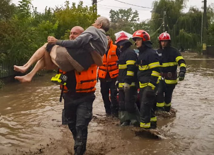 Καταστροφικές πλημμύρες στην κεντρική και ανατολική Ευρώπη: Επτά νεκροί - Συγκλονιστικά βίντεο 