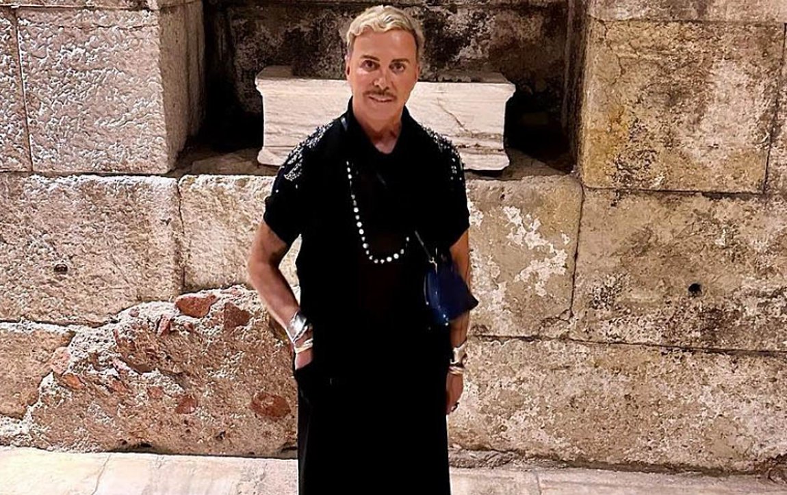 Λάκης Γαβαλάς: Αγνώριστος σε ηλικία 19 ετών – Σπάνια φωτογραφία