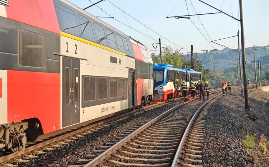 Τσεχία: 35 τραυματίες από σύγκρουση τρένων στην Πράγα