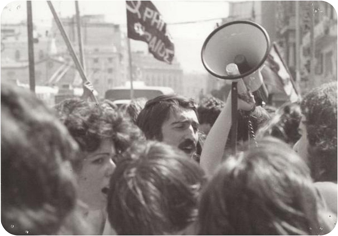 1974 & 1944 – Η Αθήνα γιορτάζει την ελευθερία της