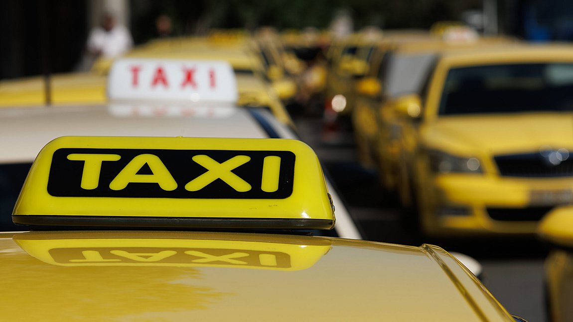 Συνελήφθη οδηγός ταξί – Εξέδιδε αποδείξεις με εικονικό ΑΦΜ