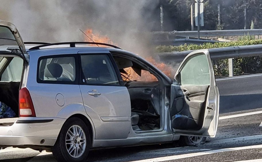 Φωτιά σε ΙΧ στην Κορίνθου – Τριπόλεως στο ύψος της Νεμέας
