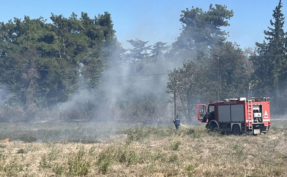 Πυρκαγιές στο Στρατώνι Χαλκιδικής και την Ειδομένη Κιλκίς