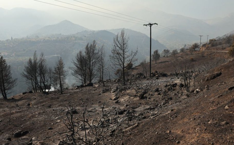 Φωτιά στην Κορινθία: Πάνω από 65.000 τα καμένα στρέμματα – Εικόνες της καταστροφής από δορυφόρο