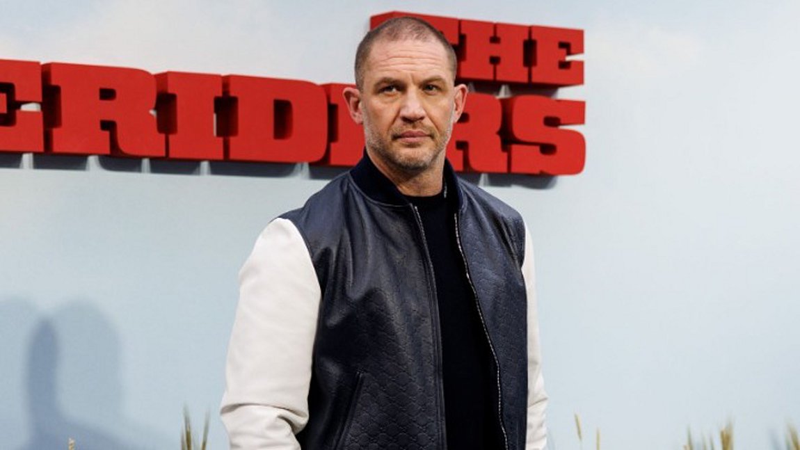 Ο Τομ Χάρντι προσκαλεί τους θαυμαστές του στο τελευταίο ταξίδι ως Venom