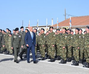 Δένδιας: Οι αλλαγές που ανακοίνωσε στην στρατιωτική θητεία