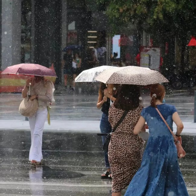 «Επιμένει» η κακοκαιρία και την Κυριακή - Πού θα είναι εντονότερα τα φαινόμενα