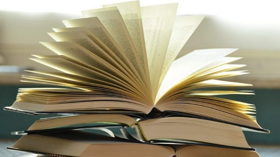 ΟΠΕΚΑ: Αρχίζει σήμερα η διανομή 66.978 βιβλίων – Η διαδικασία