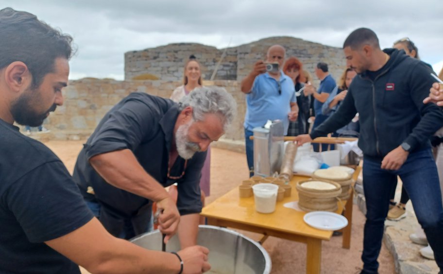 Σε ανοδική τροχιά η παραγωγή κρητικών προϊόντων μέσα από πετυχημένα deals – Η συμβολή της ΑΒ