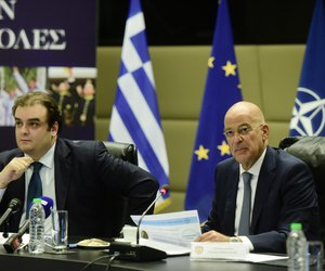 Στρατιωτικές Σχολές: Με μισθό €609 οι σπουδαστές - Τι ανακοίνωσαν Δένδιας και Πιερρακάκης
