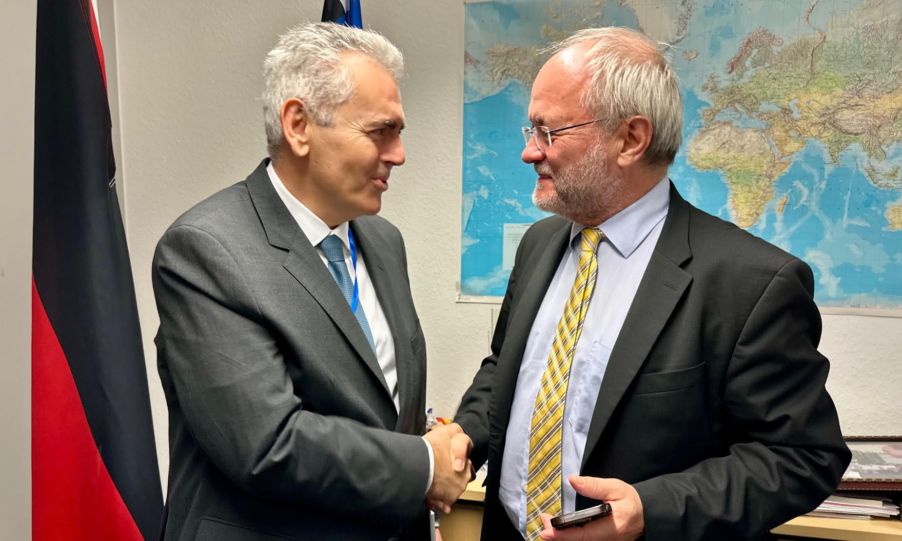 Ο Γενικός Γραμματέας της Δ.Σ.Ο. στη συζήτηση στη Bundestag Ο Γενικός Γραμματέας της Δ.Σ.Ο. στη συζήτηση στη Bundestag