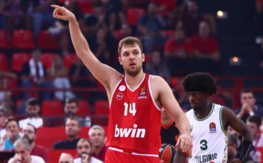 Bεζένκοφ και Σακό οι MVP της 2ης αγωνιστικής στη Euroleague