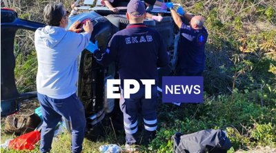 Πτολεμαΐδα: Τροχαίο με ανατροπή δύο οχημάτων