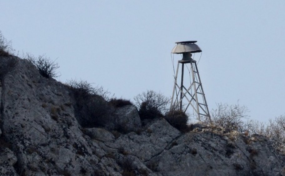 Σειρήνες προειδοποίησης ήχησαν στο κεντρικό Ισραήλ - Η Χεζμπολάχ έπληξε ναυτική βάση κοντά στη Χάιφα
