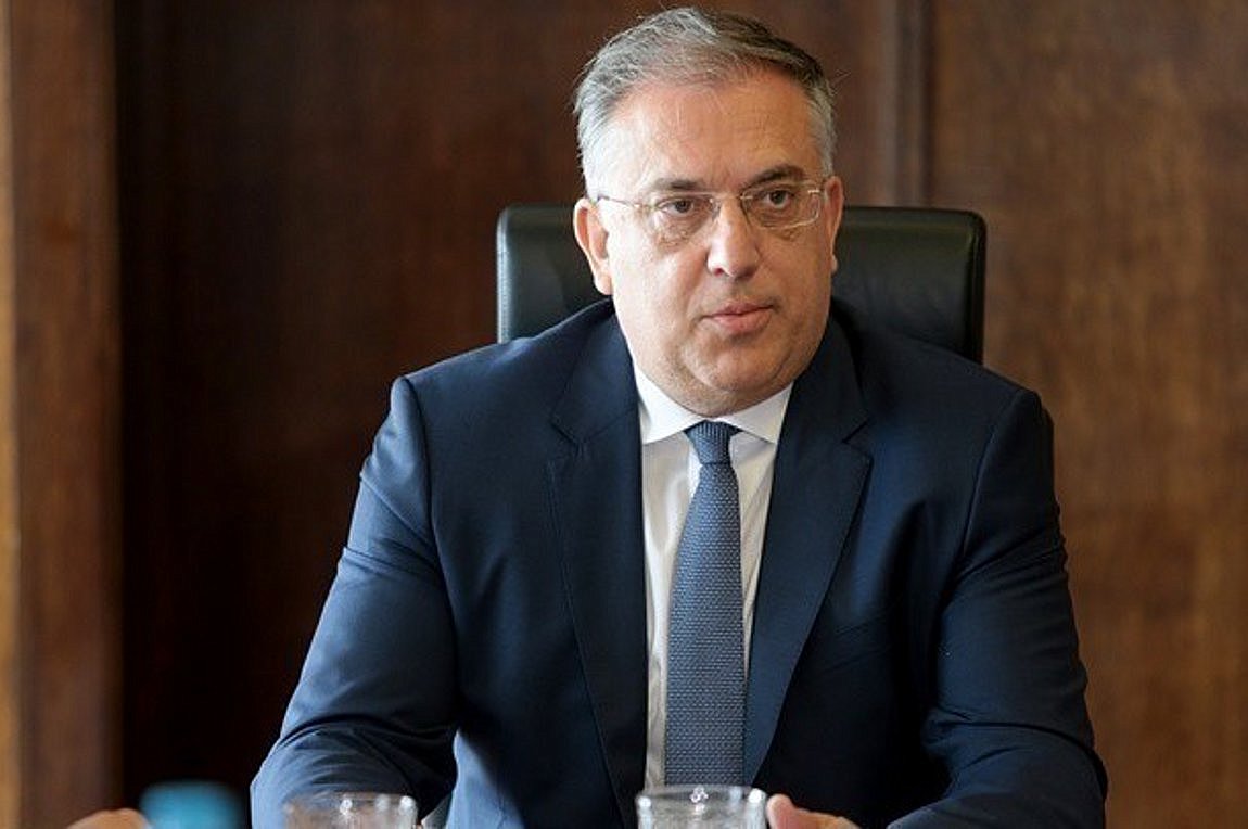 Θεοδωρικάκος: Προτεραιότητα η ενίσχυση του εισοδήματος των πολιτών