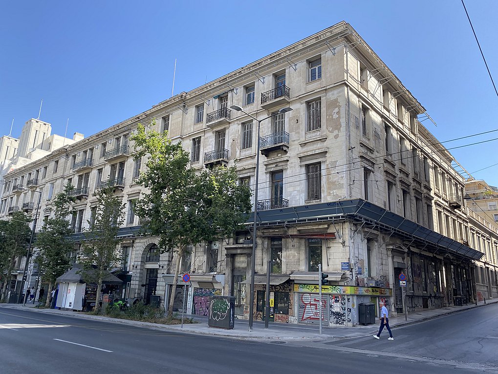 Πνοή ζωής στην Πανεπιστημίου 46