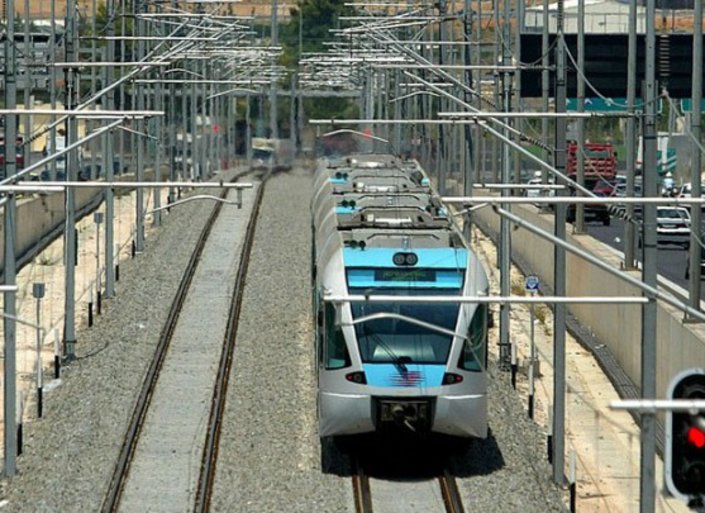 Παρέμβαση εισαγγελέα για το περιστατικό με τον συρμό του Προαστιακού στη γραμμή του Μετρό