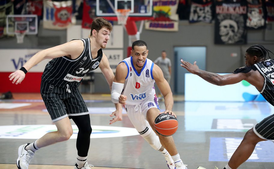 Basket League: Ο Πανιώνιος νίκησε τον ΠΑΟΚ (73-62) στη βραδιά που απέσυρε τη φανέλα του Μάκη Δενδρινού - ΒΙΝΤΕΟ