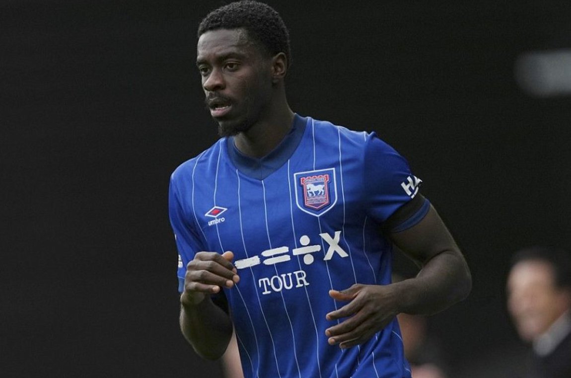 Παίκτης της Ίπσουιτς κινδύνεψε να χάσει τον αντίχειρά του πλένοντας τα πιάτα