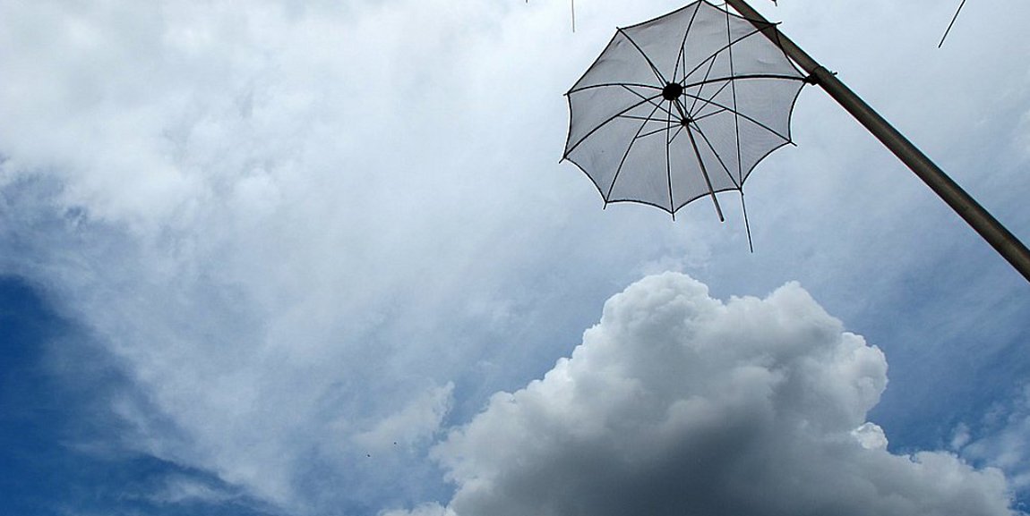 Καιρός: Ανεβαίνει σήμερα η θερμοκρασία – Πού θα βρέξει