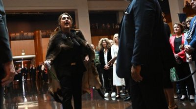 Αυστραλία: Χάος στο κοινοβούλιο με γερουσιαστή που φώναζε στον Κάρολο - «Δεν είσαι βασιλιάς μου»