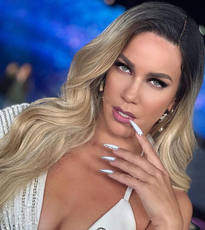 Κατερίνα Στικούδη: «Θέλω να πάω στην Eurovision»