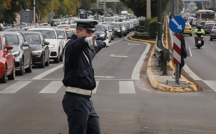 Κυκλοφοριακές ρυθμίσεις την Κυριακή στην Αθήνα λόγω διεξαγωγής της 4ης Μαραθώνιας Λαμπαδηδρομίας