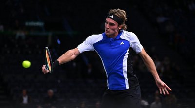 Paris Masters: Με ανατροπή στον Β' γύρο ο Τσιτσιπάς - ΒΙΝΤΕΟ